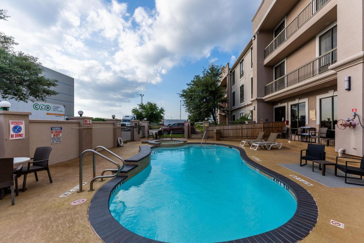 Comfort Suites Houston West At Clay Road Exterior foto