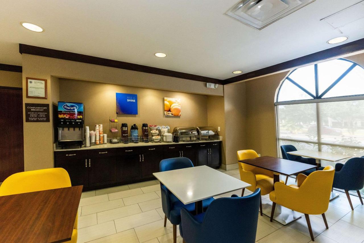 Comfort Suites Houston West At Clay Road Exterior foto